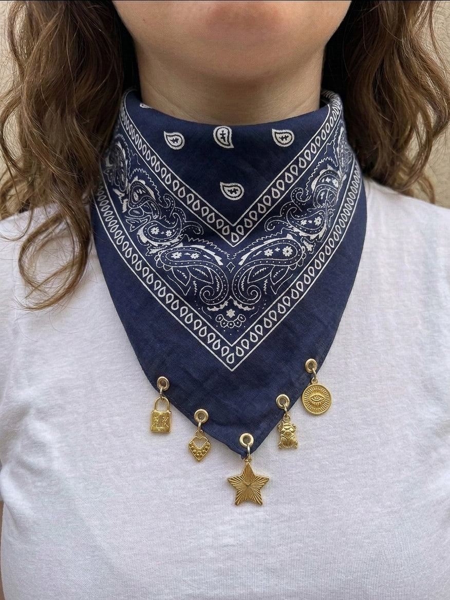 Customizable gold bandana