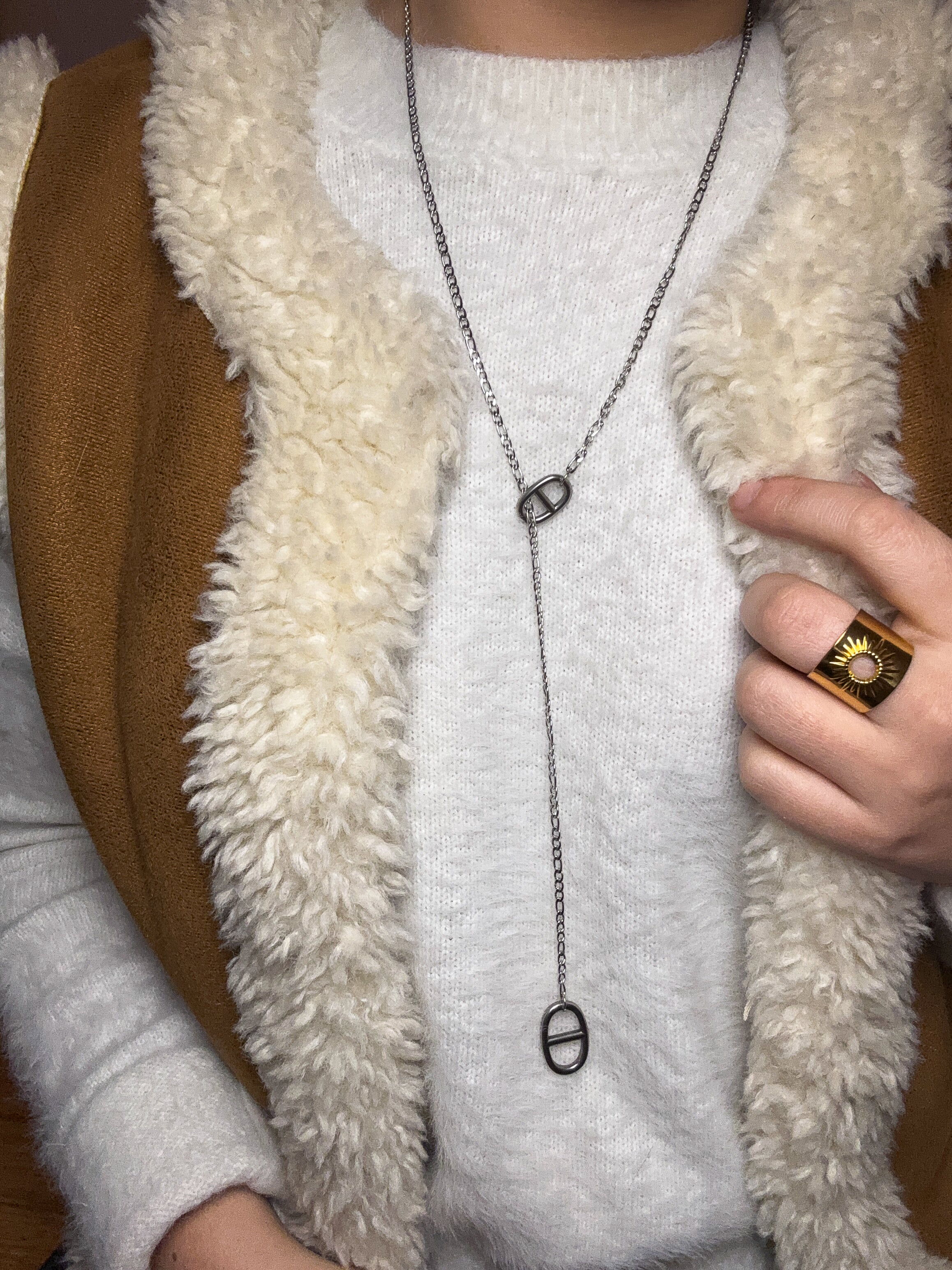 Y-Necklace, Flowing Marine Mesh