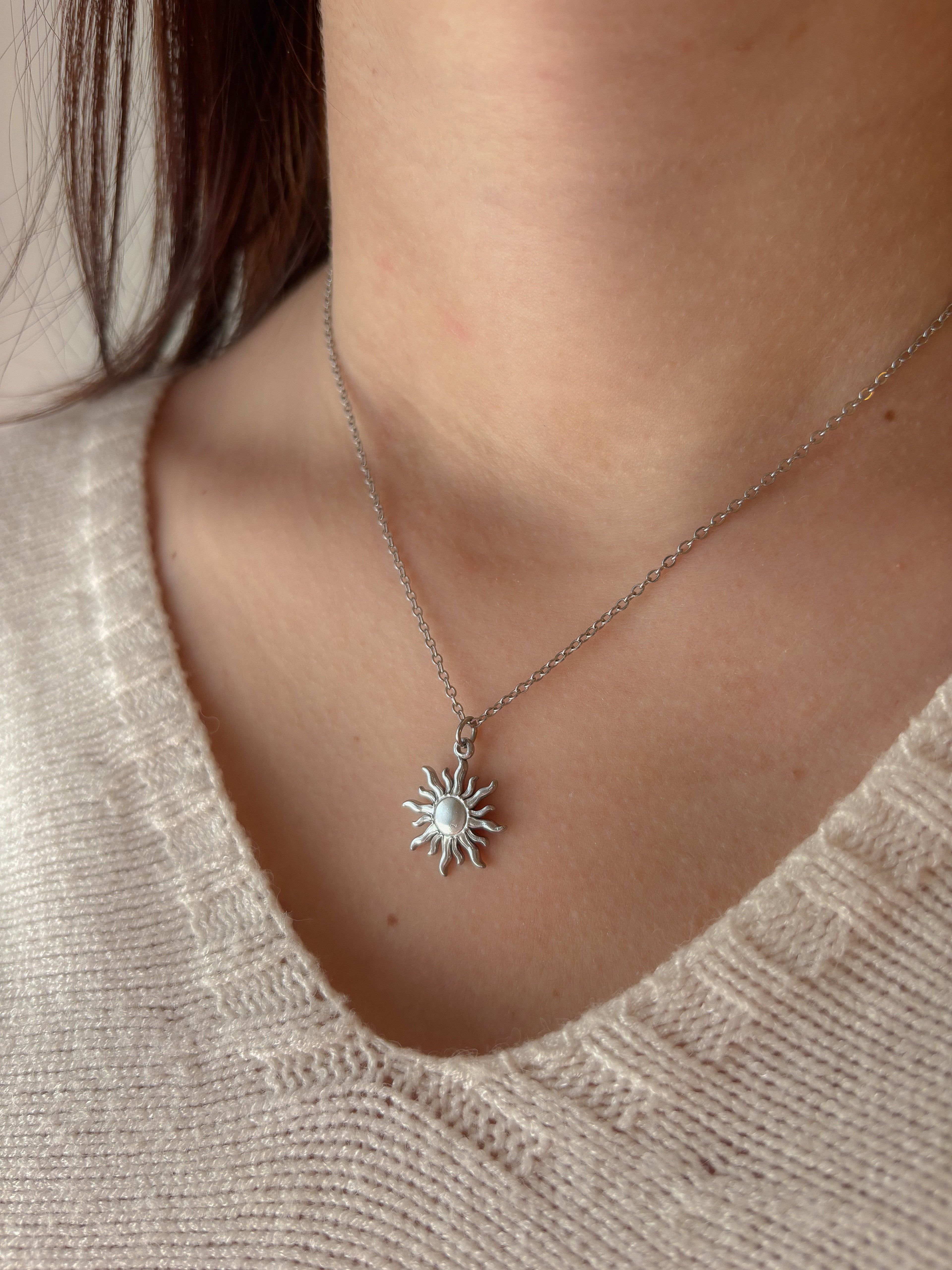 Soleyah Pendant Necklace