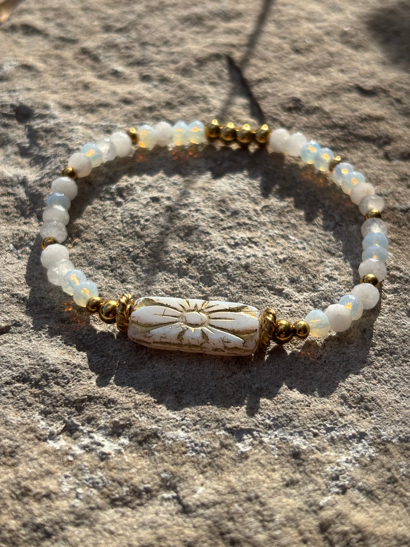Bracelet pierres naturelles facettées Azura, acier plaqué or