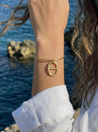 Pulsera fina de eslabones marinos