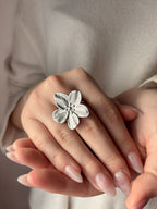Anillo de flor